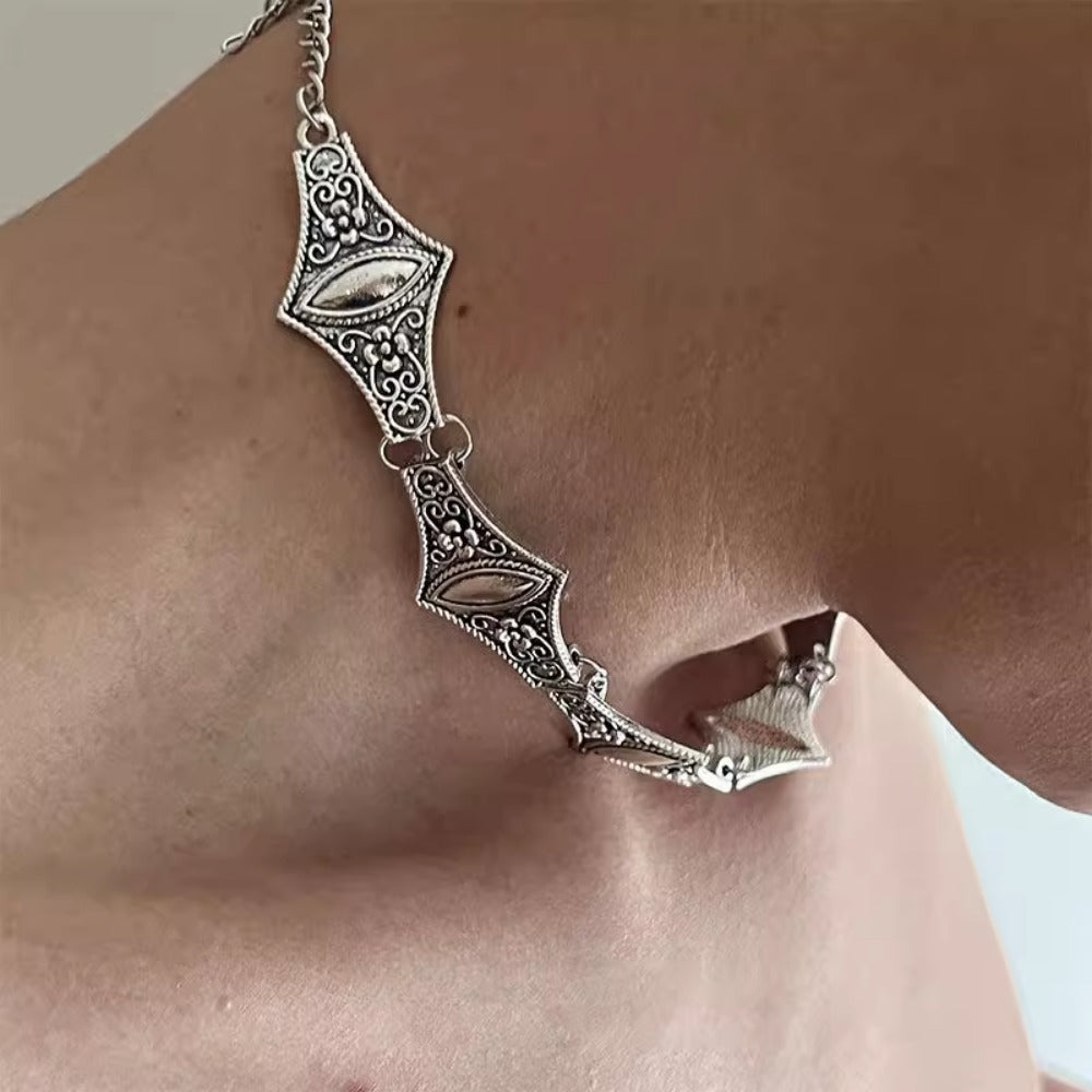 American Retro Distressed Necklace Artistic Necklace