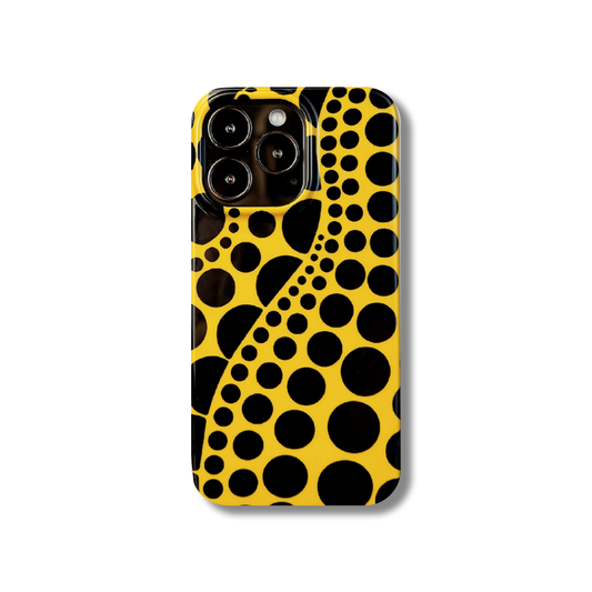 Fashionable Retro Dot Pattern iPhone 15 Case